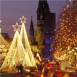 İzmir'den Uçaklı 4 Gece 5 Gün Konaklamalı Berlin, Potsdam, Dresden, Prag İle Noel Zamanı Turu
