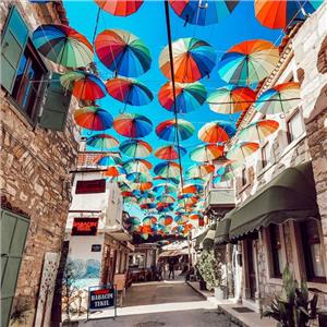 İzmir'den Otobüslü Günübirlik Torbalı ve Urla: Kültür, Sanat, Bağ Rotası Turu