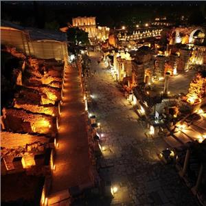 İzmir Çıkışlı Günübirlik Geceyi Aydınlatan Efes Antik Kenti, Büyülü Geceler ile Gece Efes Antik Kenti Turu.