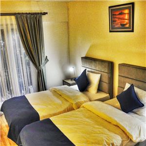 İzmir'den Uçak İle Hareketli Kıbrıs Park Palace Hotel Konaklama Seçenekleri