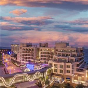 İzmir'den Uçak İle Hareketli Kıbrıs İzmir'den Uçak İle Hareketli Kıbrıs Merit Royal Hotel Herşey Dahil Konaklama Seçenekleri