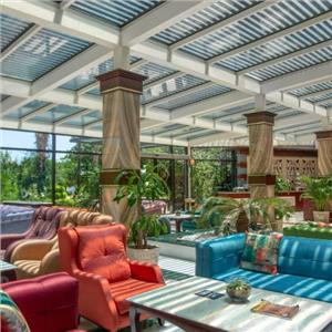 İzmir'den Uçak İle Hareketli Kıbrıs Merit Crystal Cove Hotel'de Ultra Herşey Dahil Konaklama Seçenekleri