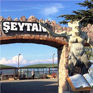 İzmir Çıkışlı 1 gece 2 Gün Ayvalık, Cunda Adası, Kazdağları Turu. Üstelik Jeep Safari Dahil.