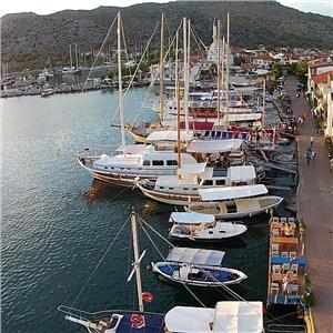 İzmir Çıkışlı 2 gece 3 gün Konaklamalı Akyaka, Kız Kumu, Bozburun, Selimiye ile Marmaris Turu