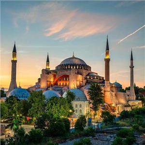 İzmir'den Uçaklı ve 2 Gece 3 Gün Konaklamalı İstanbul Tarihi Yarımada Pierre Loti Dolmabahçe Kuzguncuk Kadıköy Turu