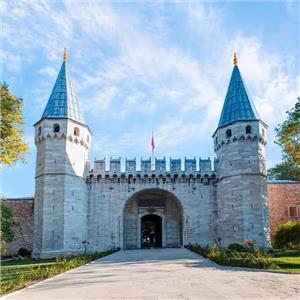 İzmir'den Uçaklı ve 2 Gece 3 Gün Konaklamalı İstanbul Tarihi Yarımada Pierre Loti Dolmabahçe Kuzguncuk Kadıköy Turu