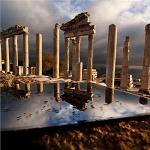 Günübirlik İzmir Çıkışlı Bergama - Aşıklar Şelalesi Turu