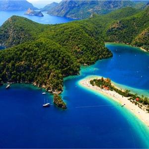 İzmir Çıkışlı Ölüdeniz, Saklıkent ve Yakapark Turu. Üstelik Açık büfe Köy Kahvaltısı Dahil.