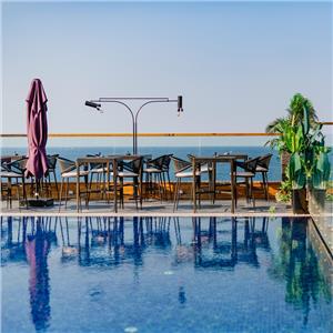 İzmir'den Uçak İle Hareketli 2 Gece Ve 3 Gece Lord's Palace Hotel Konaklama Seçenekleri İle Kıbrıs Turu