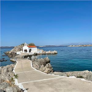 Çeşme'den Feribot İle Yılbaşı Özel 1 gece 2 gün Konaklamalı Yılbaşı Gecesi Yunan Müzikli Taverna Gecesi Limitsiz Yerli İçecekli Sakız Adası Turu