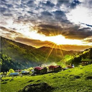 İzmir Çıkışlı 5 gece 6 gün Doya Doya Karadeniz Turu. Üstelik Batum ve Yayla Konaklama Farkıyla.