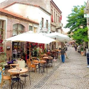 İzmir'den Otobüslü Günübirlik Torbalı ve Urla: Kültür, Sanat, Bağ Rotası Turu