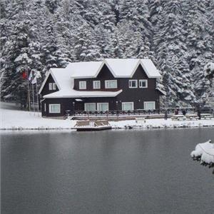 Yılbaşı Özel 1 Gece 2 Gün 5* Ramada By Wyndham Hotel Abant Kartepe Uludağ Turu