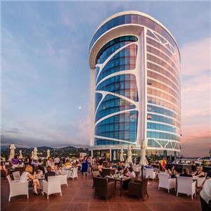 İzmir'den Uçaklı 3 Gece 4 Gün Konaklamalı Tiflis Ve Batum Turu