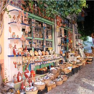 Her Hafta İçi Aliağa, Dikili ve Ayvalık Kalkışlı 2 Gece 3 Gün Konaklamalı Midilli Turu. Üstelik Yunan Taverna Eğlencesi dahil.