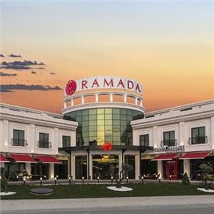İzmir Çıkışlı Yılbaşı Özel Limitsiz İçecekli Gala Yemeği İle 2 Gece 3 Gün 5* Ramada By Wyndham Hotel Konaklamalı Abant Kartepe Kartalkaya Uludağ Turu