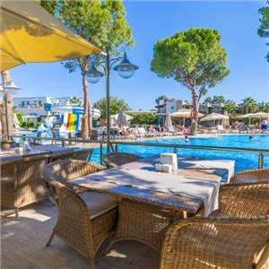 İzmir'den Otobüslü 3 Gece 4 Gün Bodrum Tatili Ayaz Aqua Beach Hotel Konaklama