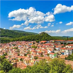 Her Hafta İçi Aliağa, Dikili ve Ayvalık Kalkışlı 2 Gece 3 Gün Konaklamalı Midilli Turu. Üstelik Yunan Taverna Eğlencesi dahil.