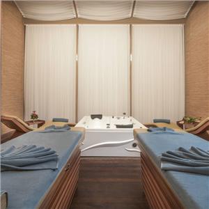 İzmir'den Uçak İle Hareketli Kıbrıs Concorde Luxury Resort & Convention & SPA Ultra Herşey Dahil Konaklama Seçenekleri