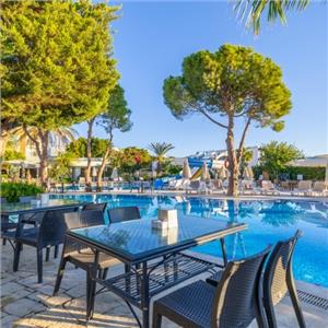İzmir'den Otobüslü 3 Gece 4 Gün Bodrum Tatili Ayaz Aqua Beach Hotel Konaklama