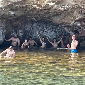 Yüzme ve Eğlence keyfi ile Özdere Tekne Turu. Üstelik Öğle Yemeği Dahil