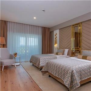 İzmir'den Uçak Biletleri Ve Transfer Dahil 2 Gece 3 Gün Konser Seçenekleri İle Kıbrıs Limak Cyprus Deluxe Hotel Ultra Herşey Dahil Konaklama 69.999 TL'den Başlayan Fiyatlar İle