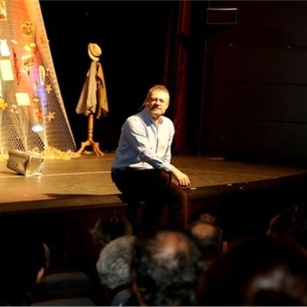 Levent Üzümcü'nün Tek Kişilik Oyunu 'Anlatılan Senin Hikayendir' Tiyatro Oyunu Bileti