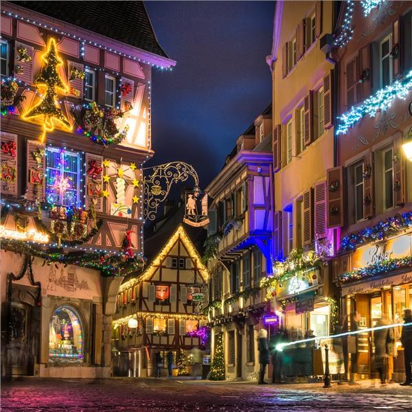 İzmir'den Uçak İle Hareketli 3 Gece 4 Gün Konaklamalı Noel Pazarları Alsace Turu