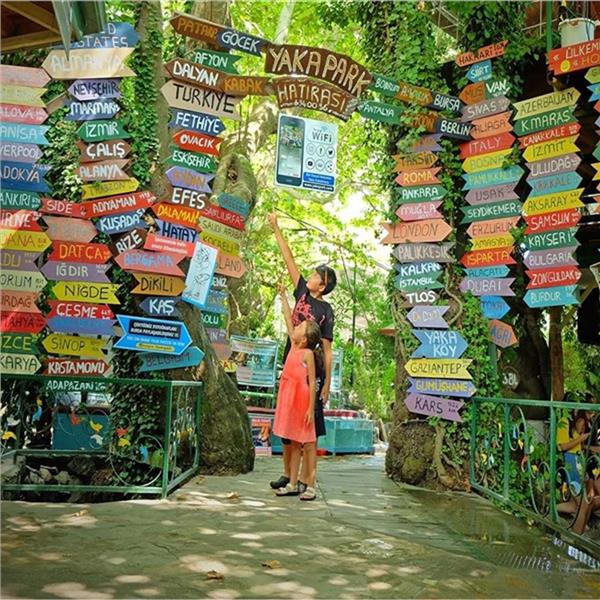 İzmir Çıkışlı 2 Gece 3 Gün Fethiye, Likya, Saklıkent, Gizlikent Şelalesi, Yakapark Turu. Üstelik Tekne Turu ve Jeep Safari Dahil.