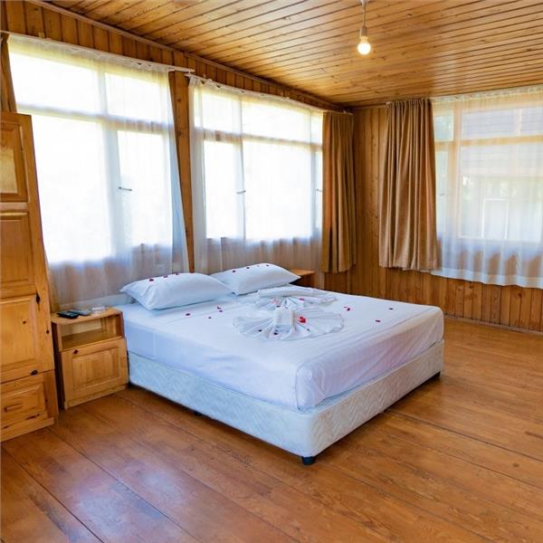 İzmir Çıkışlı 3 gece 4 gün Bungalow konaklamalı Olympos Tatil Turu. Kaputaj Plajı, Tekne Turu, Suluada, Phaselis, Adrasan ile Eğlence dolu bir tatil keyfi.