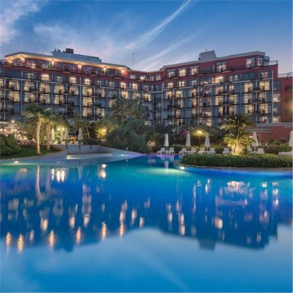 İzmir'den Uçak İle Hareketli Kıbrıs Merit Crystal Cove Hotel'de Ultra Herşey Dahil Konaklama Seçenekleri