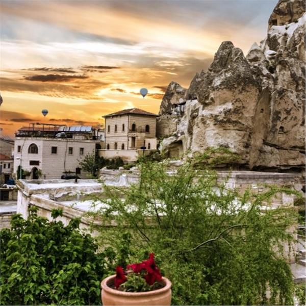 İzmir'den Uçak İle Nevşehir'e Kalkışlı 3 Gece 4 Gün 5* Dinler Hotels Konaklamalı Kapadokya ve Niğde Turu