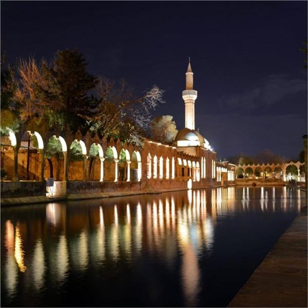 İzmir'den Uçaklı 3 Gece 4 Gün Konaklamalı Diyarbakır, Mardin ve Şanlıurfa İle Gap Turu