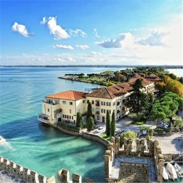 İzmir'den Otobüs İle Kalkışlı 9 Gece 10 Gün Konaklamalı İtalya, Slovenya, Yunanistan, Hırvatistan, Sırbistan, Bulgaristan Ve İsviçre Turu