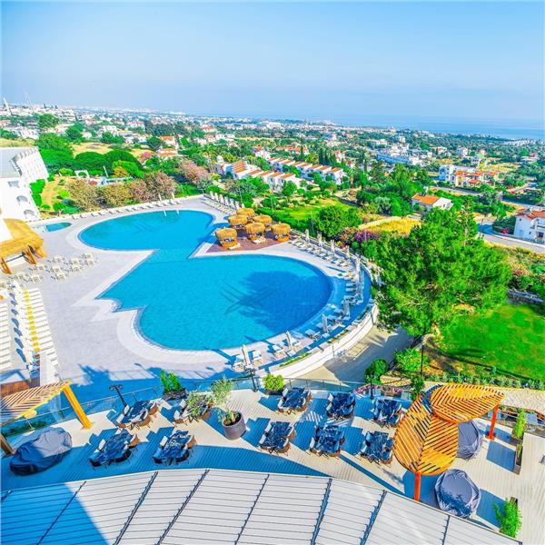 İzmir'den Uçak İle Hareketli Kıbrıs Chamada Prestige Hotel Herşey Dahil Konaklama Seçenekleri