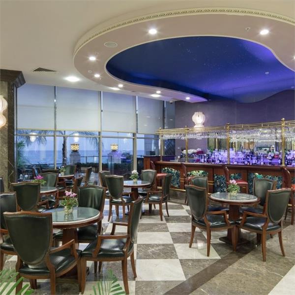 İzmir'den Uçak İle Hareketli Kıbrıs İzmir'den Uçak İle Hareketli Kıbrıs Merit Royal Hotel Herşey Dahil Konaklama Seçenekleri