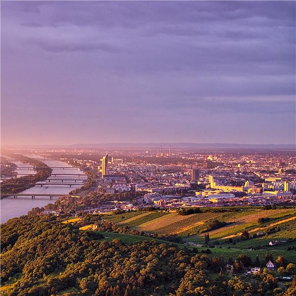 İzmir'den Uçaklı 7 Gece 8 Gün Konaklamalı Viyana & Salzburg & Prag & Budapeşte Turu