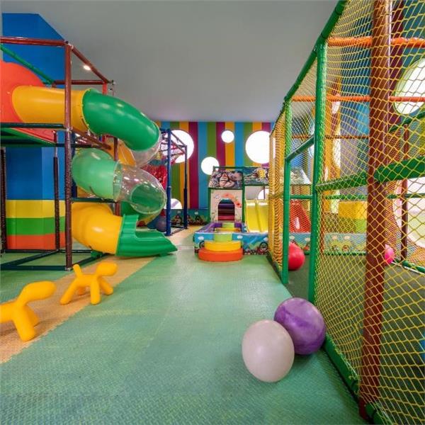 İzmir'den Uçak Bileti ve Otel Transferi Dahil 2 Gece 3 Gün Konaklamalı Elexus Hotel Girne Ebru Gündeş Yılbaşı Galası 43.300 TL'den Başlayan Fiyatlarla