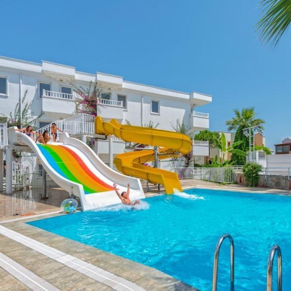 İzmir'den Kalkışlı 2 Gece 3 Gün Konaklamalı Her Şey Dahil 4 Yıldızlı Bodrum Bendis Beach Hotel