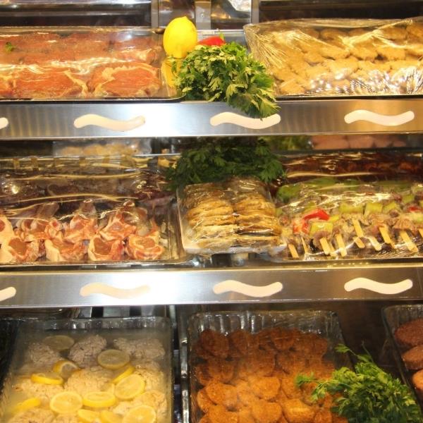 Bayraklı Efendiler Kulübü Yeni Nesil Meyhane! Yeni Nesil Eğlence Canlı Müzik Eşliğinde Enfes Et Menü