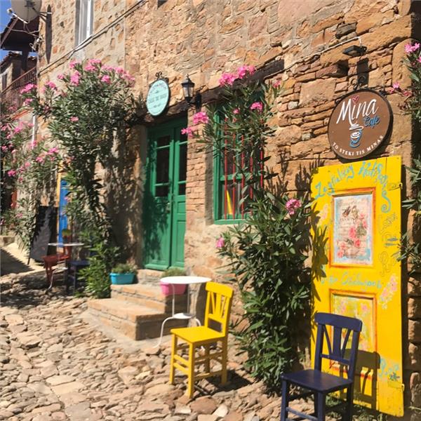 İzmir Çıkışlı 1 Gece 2 Gün Konaklamalı Gökçeada Turu