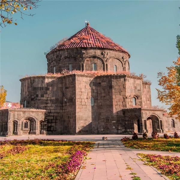 İzmir'den Uçaklı 4 Gece 5 Gün Konaklamalı Kars Batum Tiflis Turu