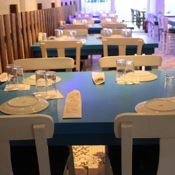 Adı Urla Restaurant Ulaşım Dahil 14 veya 15 Şubat Seçenekli Canlı Müzikli Sevgililer Günü Gala Yemeğ