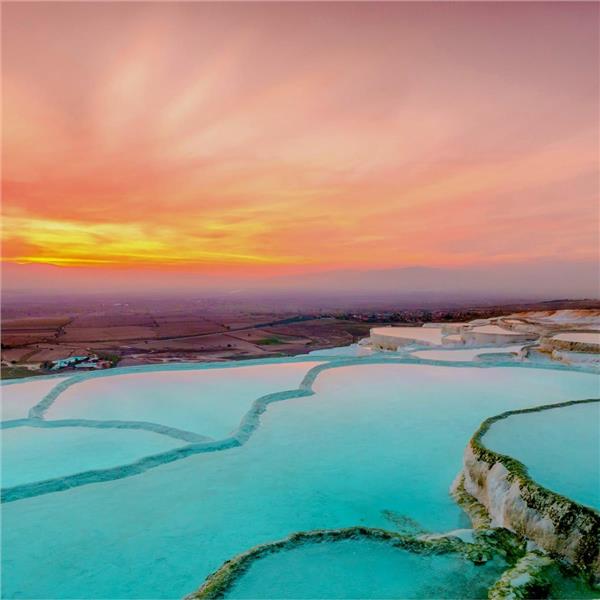 İzmir Çıkışlı Günübirlik Pamukkale  Travertenler, Hierapolis Antik Kenti, Karahayıt Turu