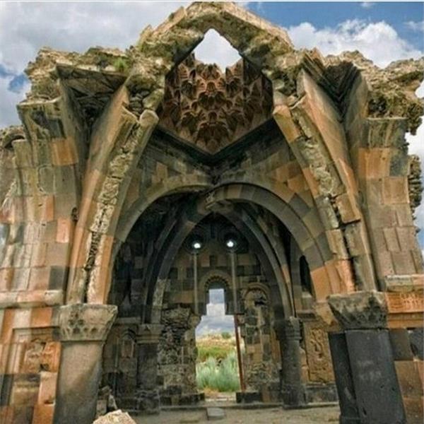 İzmir kalkışlı Uçaklı ve Doğu Ekspresi ile 3 gece 4 gün Kars, Sarıkamış, Çıldır Gölü, Erzurum, Palandöken Turu