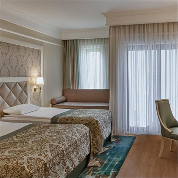 İzmir'den Uçak Bileti ve Otel Transferi Dahil 3 Gece ve 4 Gün Konaklama Kıbrıs Kaya Artemis Resort Hotel'de Derya Uluğ Yılbaşı Galası