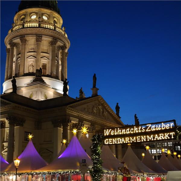 İzmir'den Uçaklı 3 Gece 4 Gün Konaklamalı Berlin, Dresden, Karlovy Vary ve Prag ile Noel Pazarları ve Yılbaşı Turu