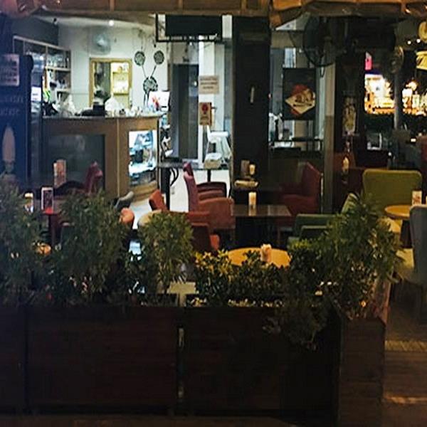 Bornova Aşk-ı Yudumla Cafe Serpme Kahvaltı ve Ev Yapımı Lİmonata