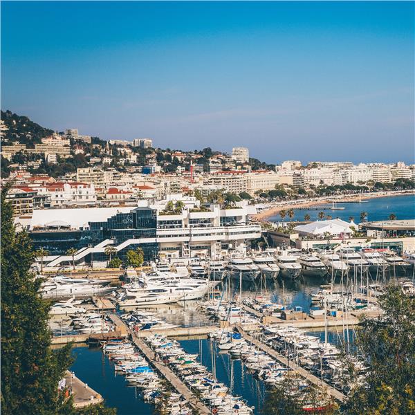 İzmir'den Uçaklı 10 Gece 11 Gün Konaklamalı Baştanbaşa İtalya & Güney Fransa Turu