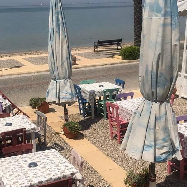 Çeşme Çiftlikköy Golden Butik Otel Denize Nazır Serpme Kahvaltı